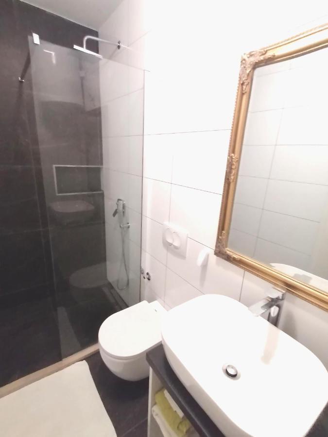 1Bedroom Apartment In Lapad Dubrovnik Exteriör bild